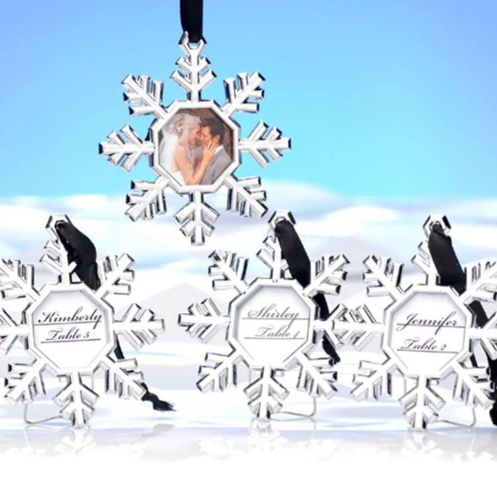 NIB Set of 4 Snowflake Ornaments V201